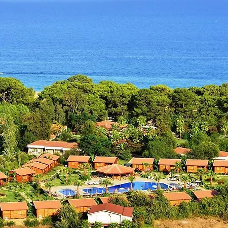 ホテル Odile Çıralı